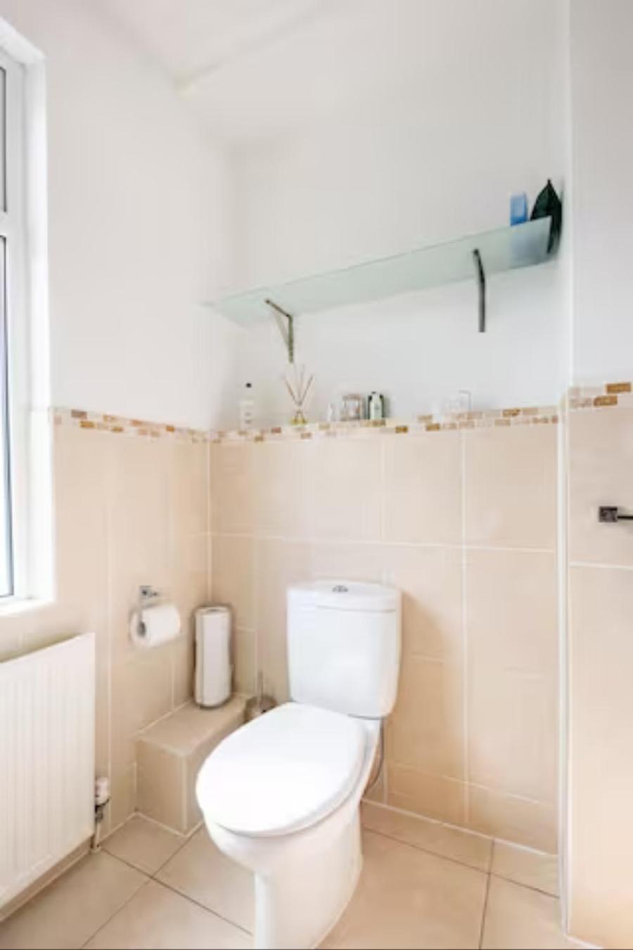 Room With Private Bath In Pontcanna Cardiff Eksteriør bilde
